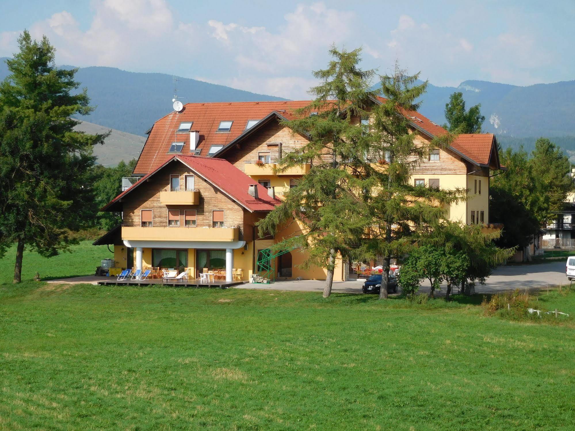 Hotel Vescovi Ασιάγκο Εξωτερικό φωτογραφία